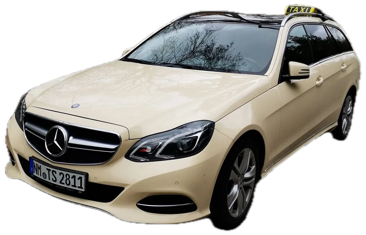 Das Taxi von Taxi Seppi – eine beige Mercedes E-Klasse mit Taxischild